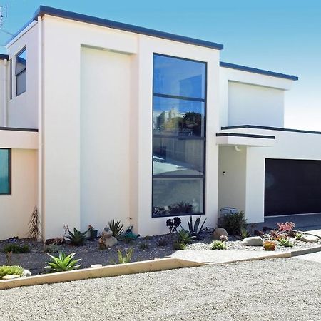Atahu Bed & Breakfast Porirua Luaran gambar