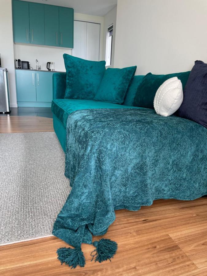 Atahu Bed & Breakfast Porirua Luaran gambar